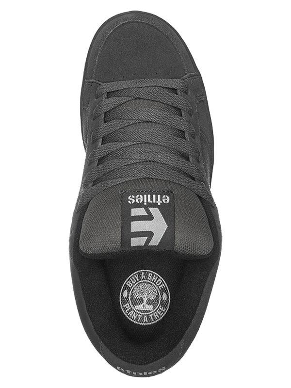 etnies kingpin